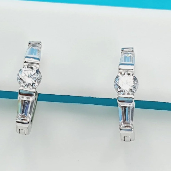 "925 Sterling Silver CZ Beautiful Earrings for Women, 1USPAR4289 - Picture 5 of 11